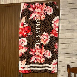 Victoria’s Secret Cheetah Peony Beach Towel